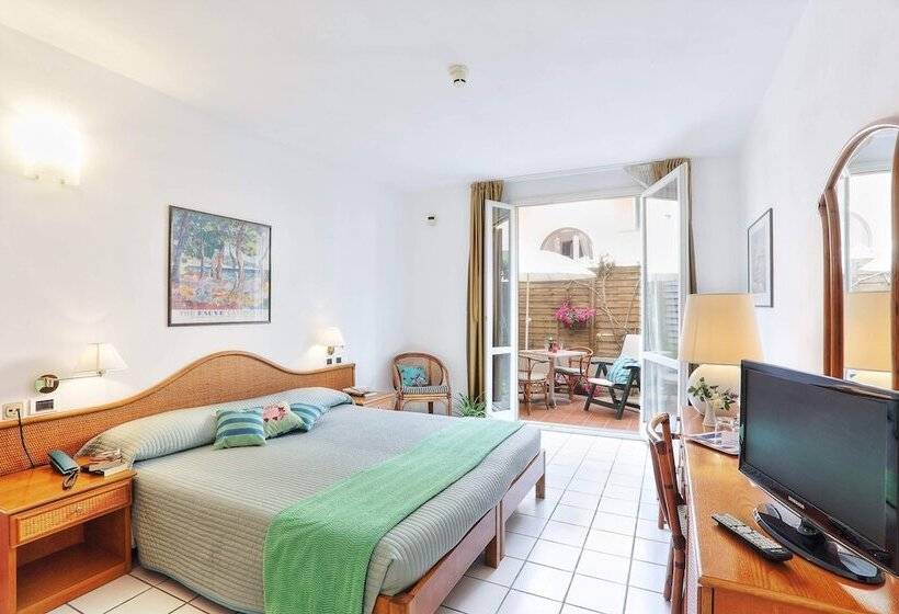 标准间, Yacht Club