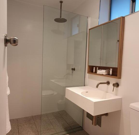 חדר דלוקס, The Clairfield