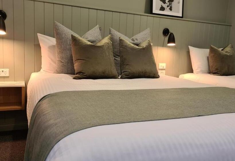 חדר דלוקס, The Clairfield