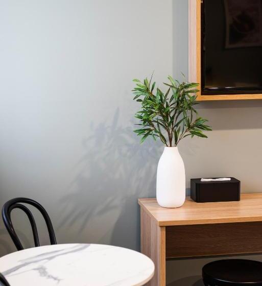 חדר דלוקס, The Clairfield