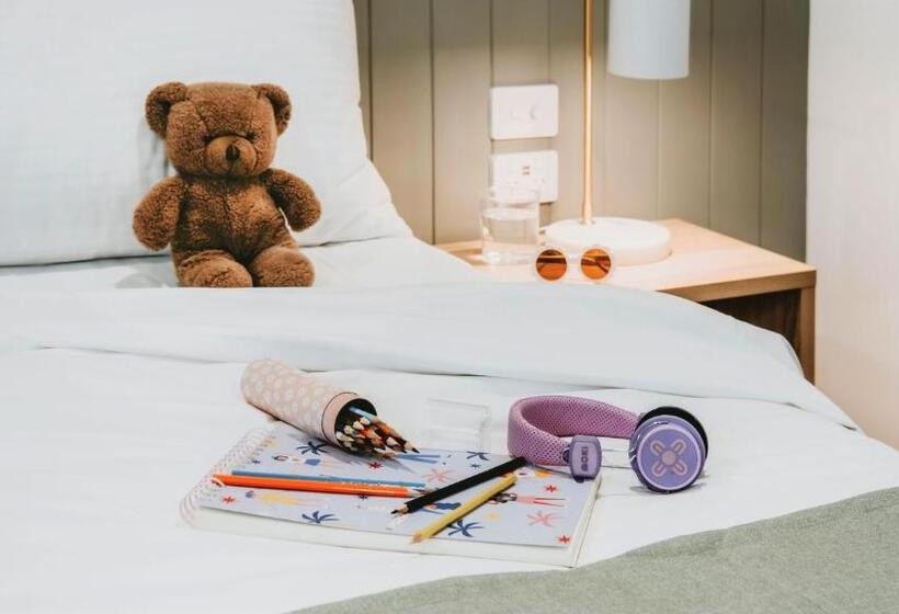 חדר דלוקס, The Clairfield