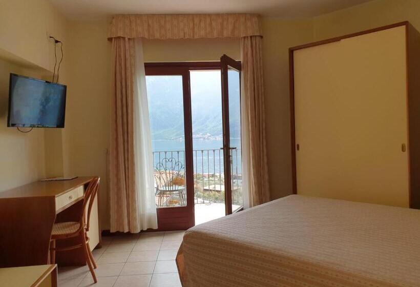 Номер Стандарт Вид на Озеро, Villa Belvedere