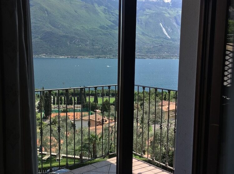 Номер Deluxe Вид на Озеро, Villa Belvedere