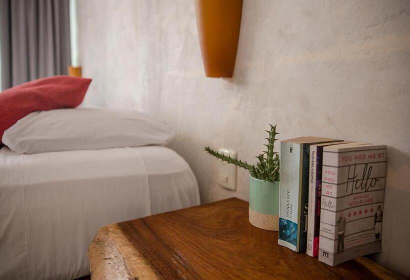 Quarto Estandar Cama King, Villas H2o
