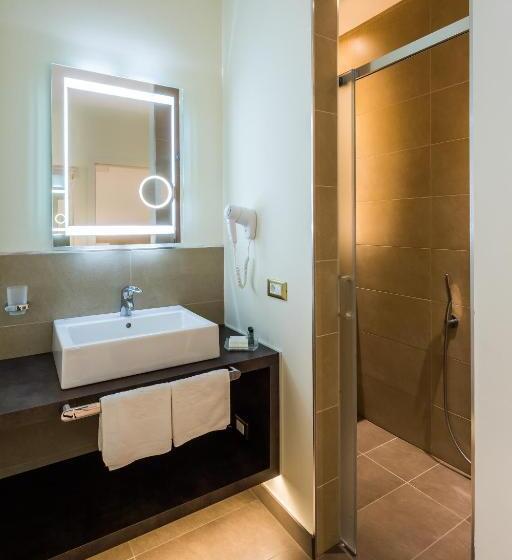 Полулюкс Повышенной Комфортности, Windsor Merano Hotel & Suites