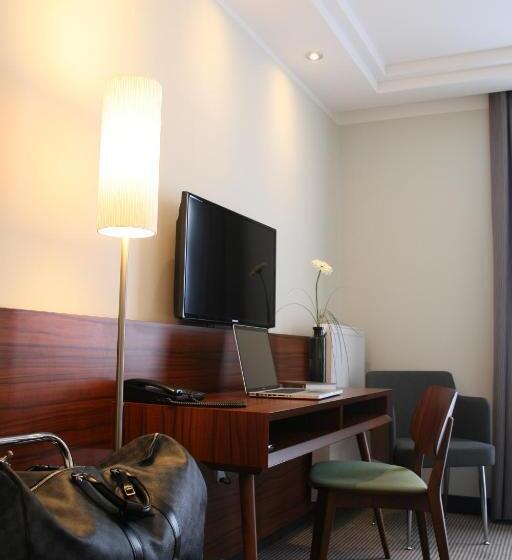 اتاق استاندارد یک نفره, Augusten Hotel München