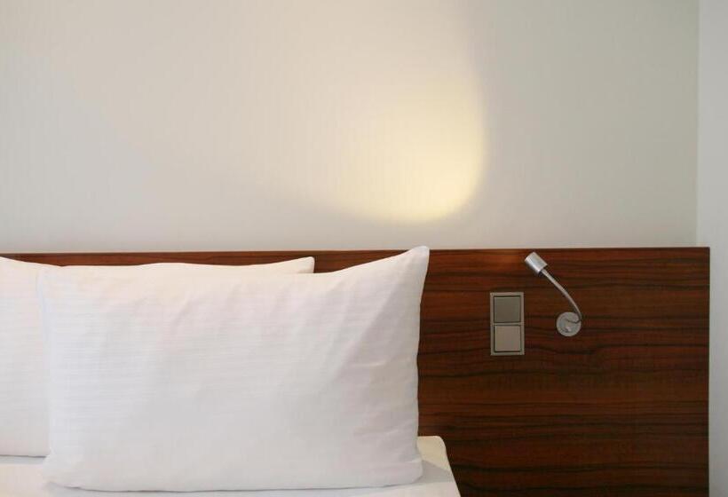 اتاق استاندارد یک نفره, Augusten Hotel München