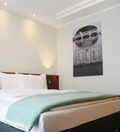 اتاق استاندارد یک نفره, Augusten Hotel München