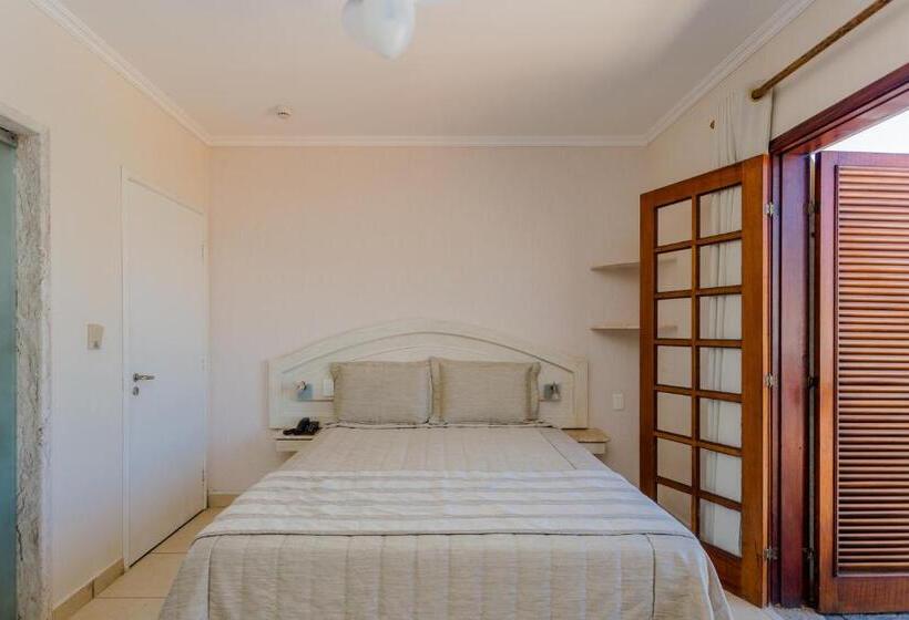 غرفة قياسية مطلّة علي حمام السباحة, Beach Hotel Cambury