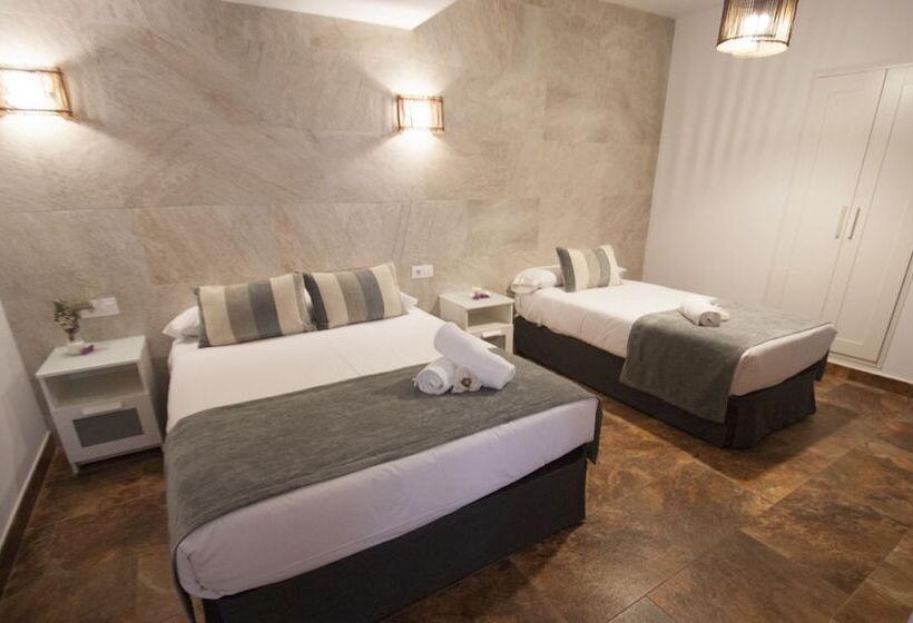 اتاق استاندارد سه نفره, Hospedería Los Angeles