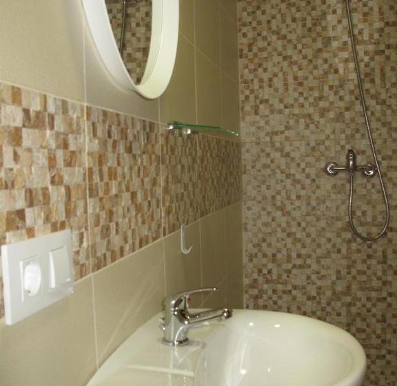 اتاق اکونومی یک تخته, Hospedería Los Angeles