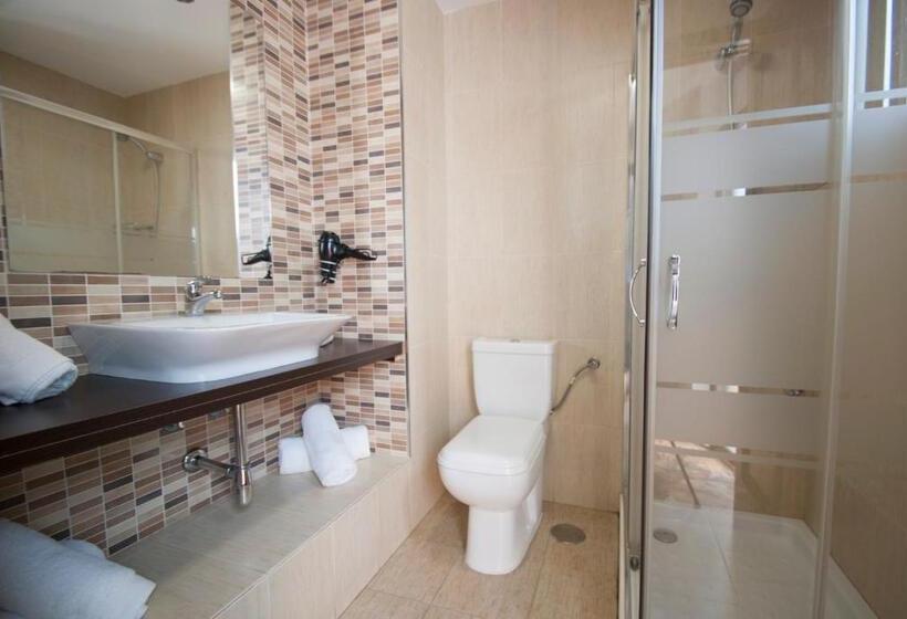 اتاق خانوادگی, Hospedería Los Angeles