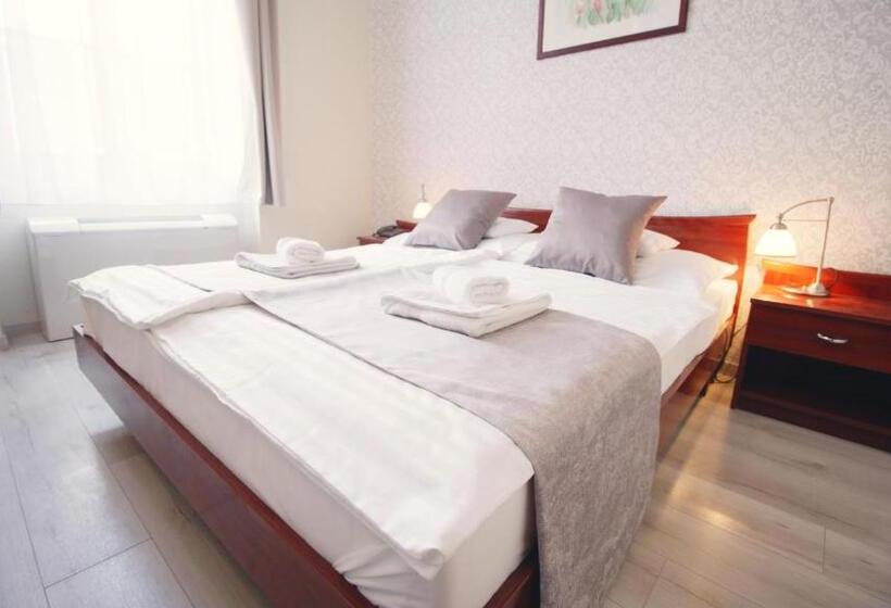 バルコニー付きデラックスルーム, Aqua Villa Eger