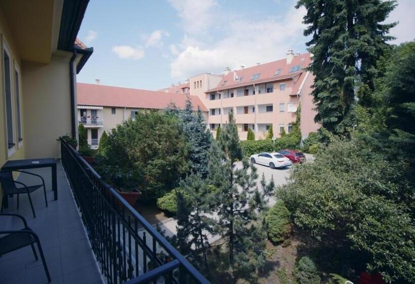 バルコニー付きデラックスルーム, Aqua Villa Eger