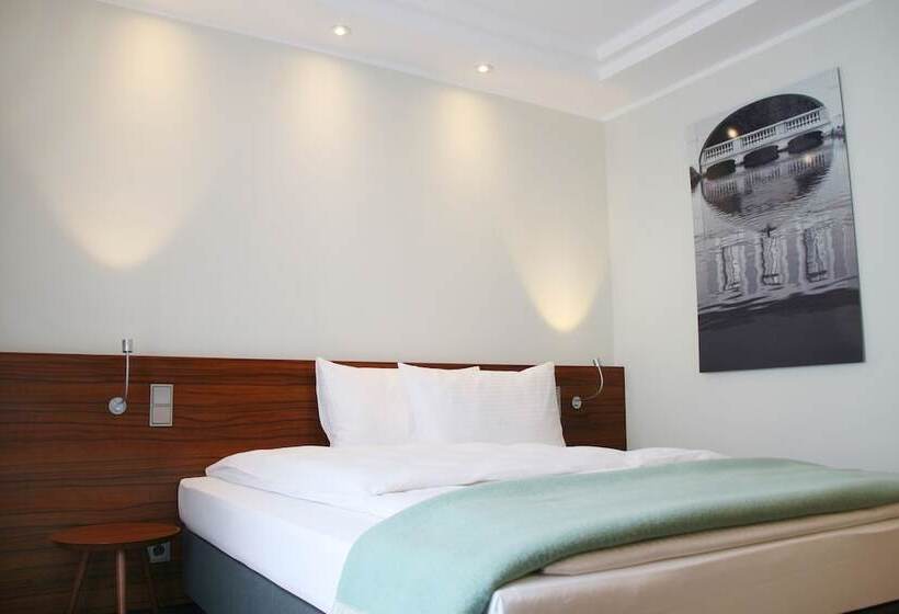 اتاق استاندارد یک نفره, Augusten Hotel München