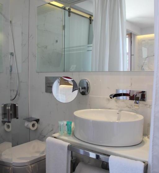 اتاق استاندارد, Boutique Caireles
