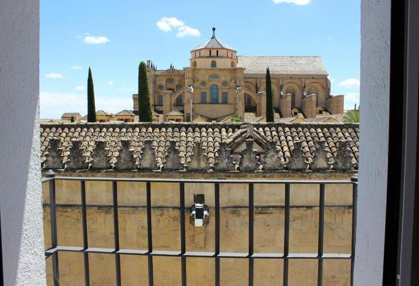 اتاق استاندارد با چشمانداز, Boutique Caireles