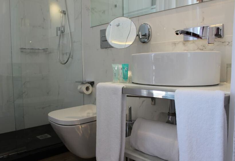 اتاق استاندارد, Boutique Caireles