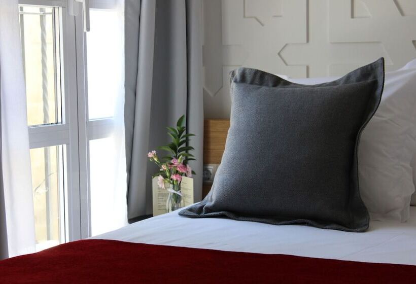 اتاق استاندارد, Boutique Caireles