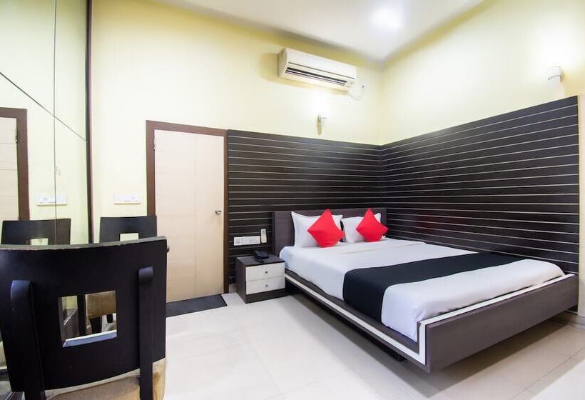 디럭스 룸, Fabexpress Gardenia