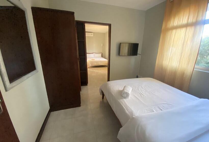 Pokój Rodzinny, Cosi Holiday