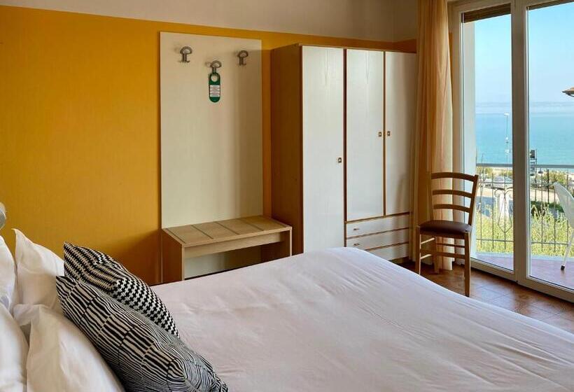 Quarto Estandar, Marolda