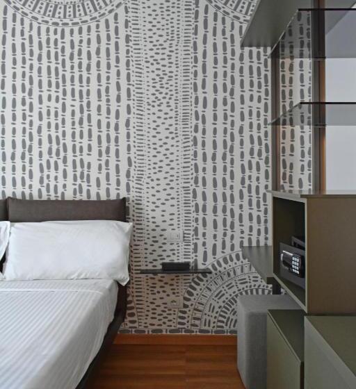 Quarto Triplo Estandar, Marolda
