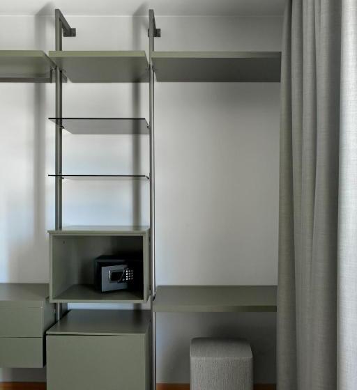 Quarto Estandar Individual, Marolda