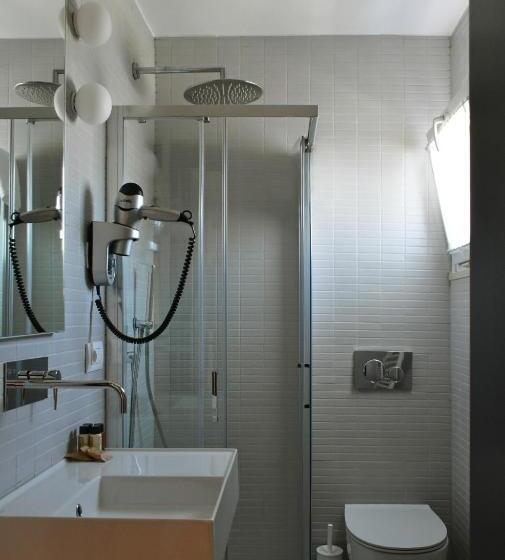 Quarto Triplo Estandar, Marolda