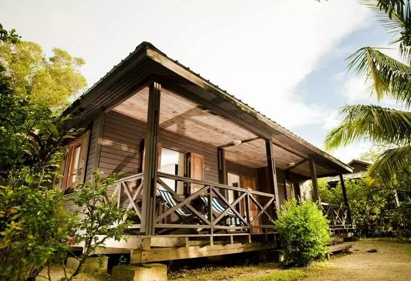 بانگلوی لوکس, Masoandro Lodge