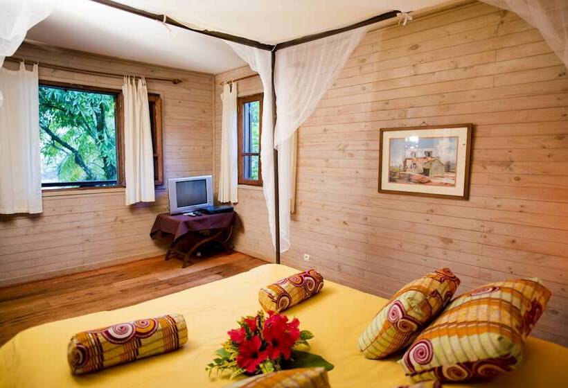 بانگلوی لوکس, Masoandro Lodge