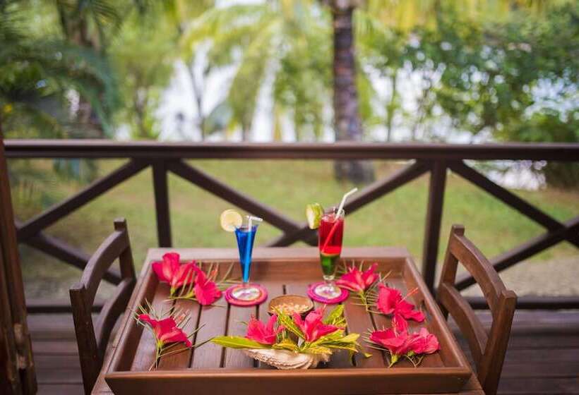 بانگلوی استاندارد 2 خوابه, Masoandro Lodge