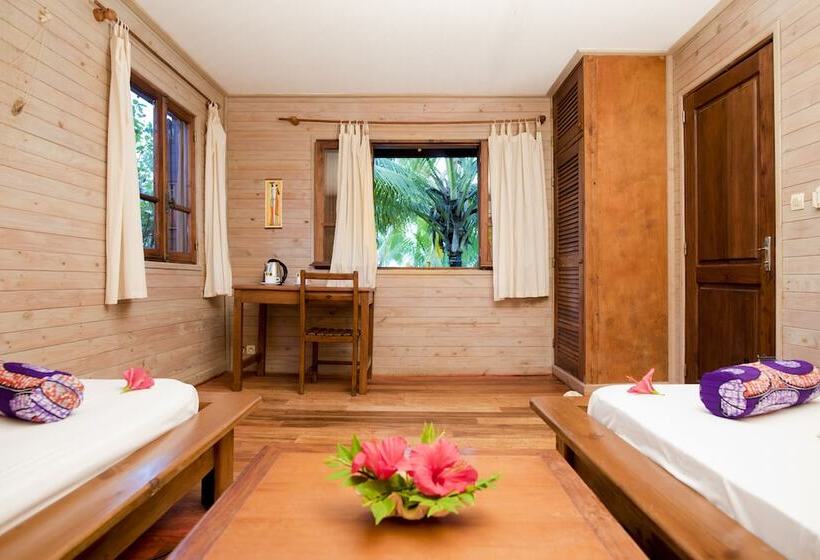 بانگلوی استاندارد 2 خوابه, Masoandro Lodge