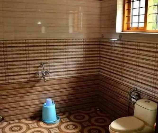 デラックスルーム, Periyar Nest Resorts