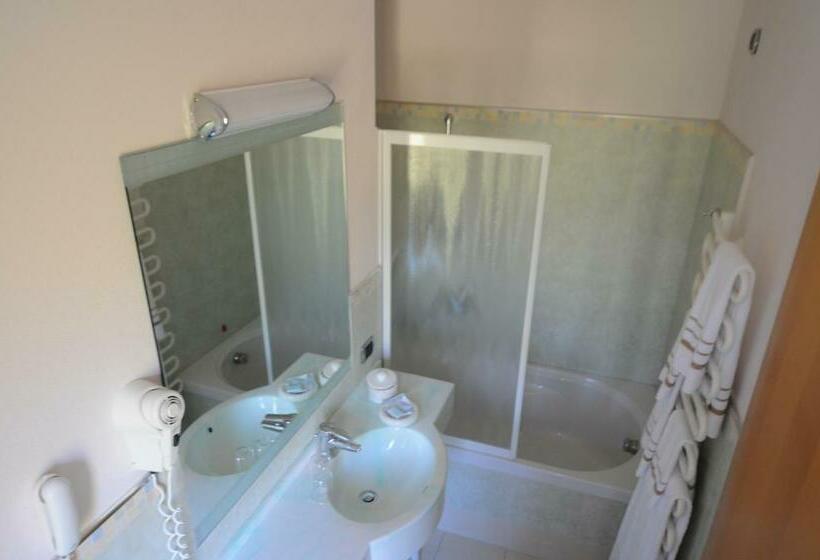 غرفة قياسية, Residence Mondial