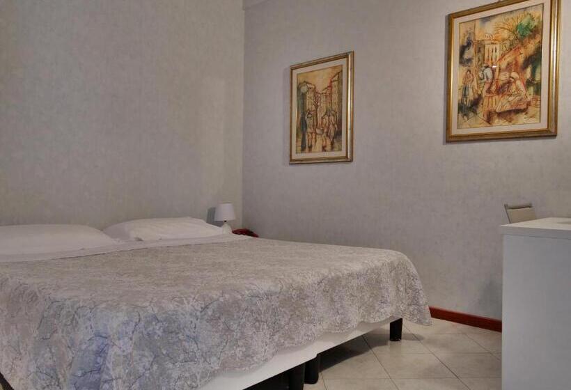 غرفة قياسية رباعية, Residence Mondial