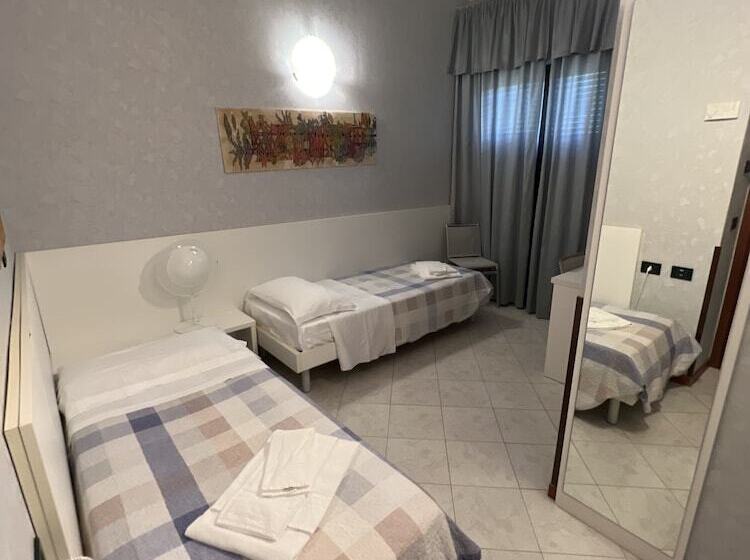 غرفة كومفورت فردية, Residence Mondial