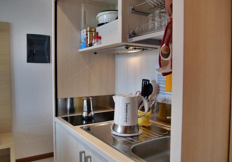 Студия Стандарт, Residence Mondial