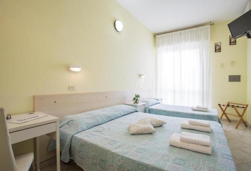 バルコニー付きスタンダードトリプルルーム, Sant'angelo