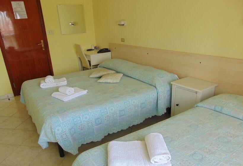 バルコニー付きスタンダードトリプルルーム, Sant'angelo