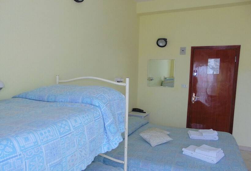 バルコニー付スタンダード4ベッドルーム, Sant'angelo