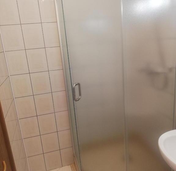 سوییت, Senas Namas