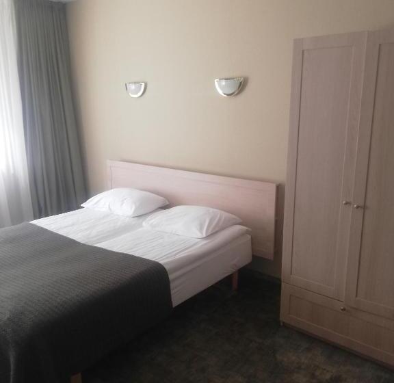 سوییت, Senas Namas