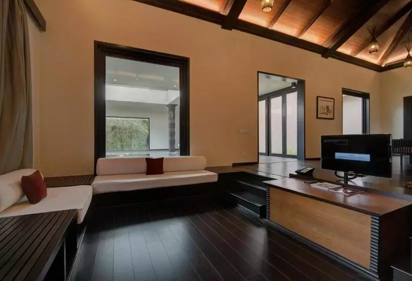 デラックスビラの１ベッドルーム, Taj Madikeri Resort & Spa Coorg