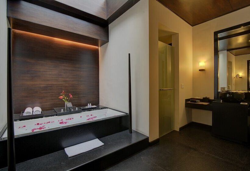 ویلا پریمیوم 1 خوابه, Taj Madikeri Resort & Spa Coorg