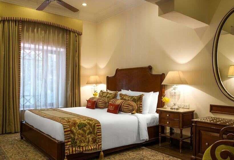 Quarto Deluxe, The Claridges Nabha Residence