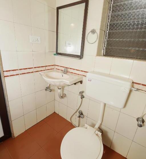 디럭스 룸, Westend