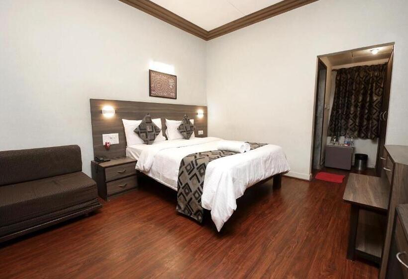 디럭스 룸, Westend