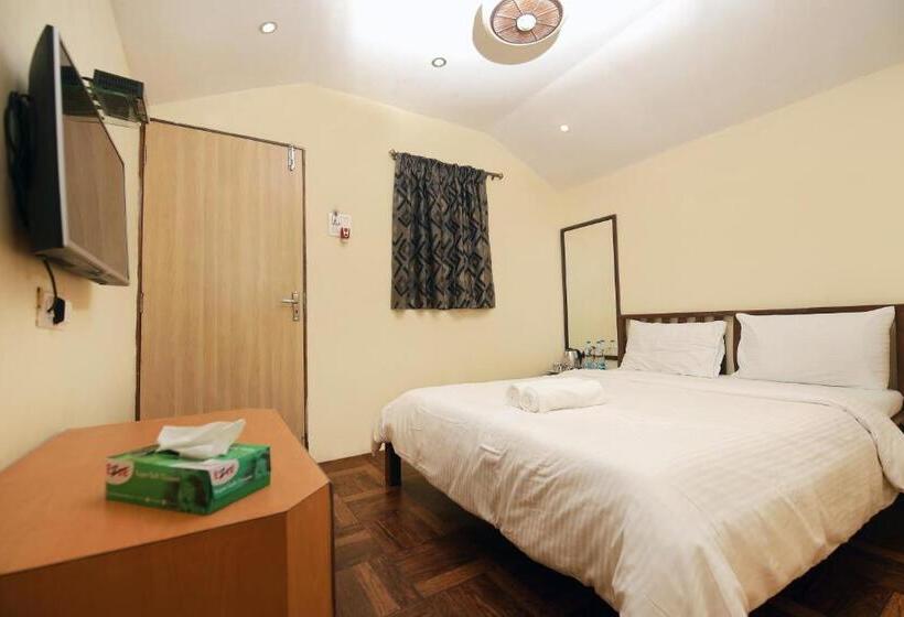 Standard Tent, Westend