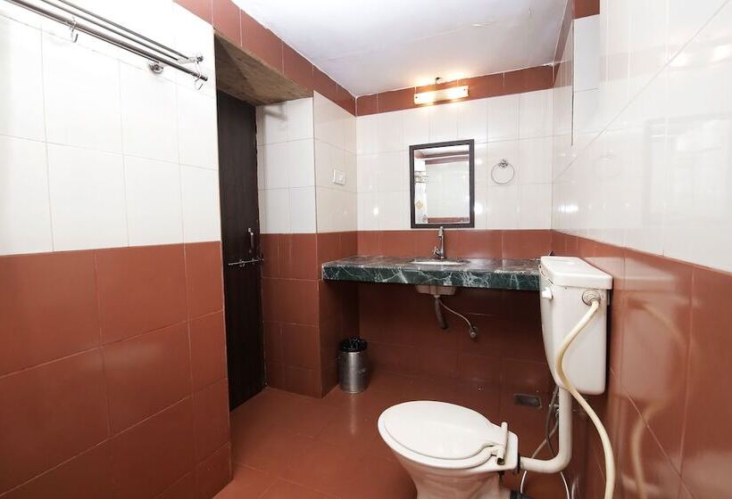 디럭스 패밀리 룸, Westend